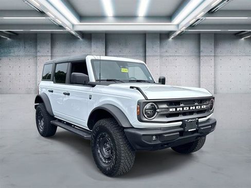 Used 2024 Ford Bronco Big Bend AWD/4WD image 3