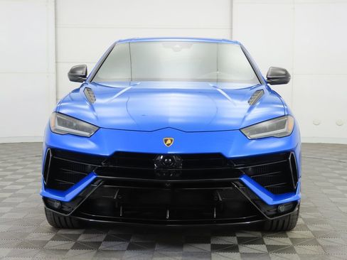 Used 2023 Lamborghini Urus S image 2