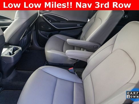 Used 2019 Hyundai Santa Fe XL image 16