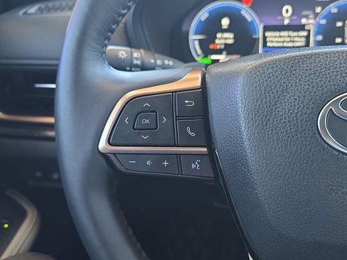 Used 2025 Toyota Grand Highlander AWD Hybrid image 20