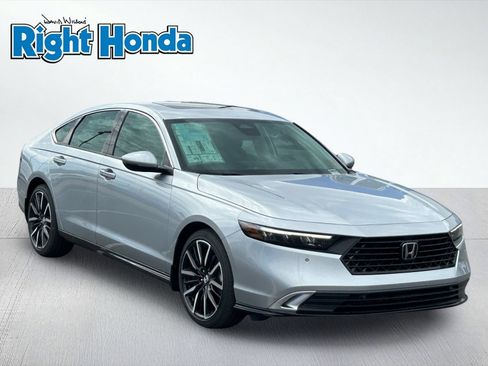 New 2026 Honda Accord Touring image 8