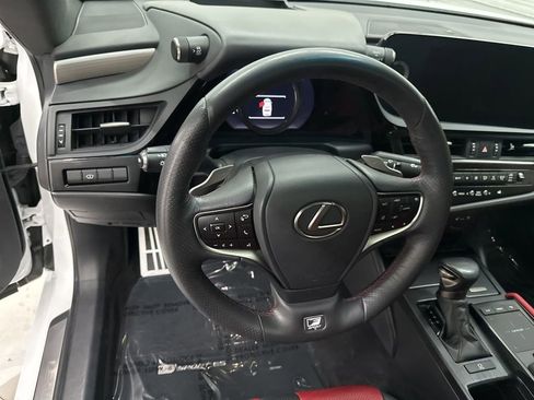 Used 2022 Lexus ES 350 F Sport image 10