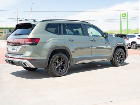New 2026 Volkswagen Atlas Peak Edition AWD/4WD image 6