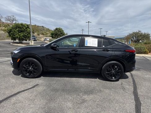 Used 2024 Buick Envista Sport Touring w/ Convenience I Package image 8