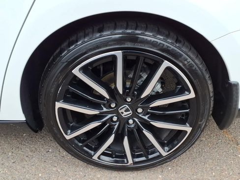 Used 2023 Honda Accord Touring image 8