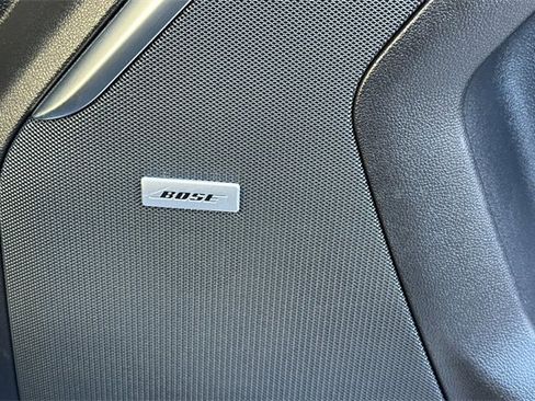 Used 2021 GMC Yukon XL Denali w/ Denali Premium Package image 25