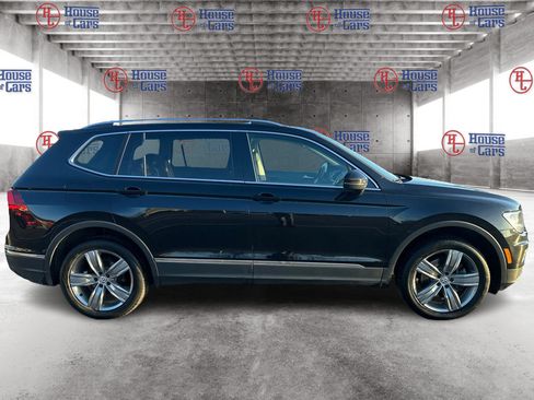 Used 2020 Volkswagen Tiguan SEL w/ Tiguan Two-Row MDO Package AWD/4WD image 4