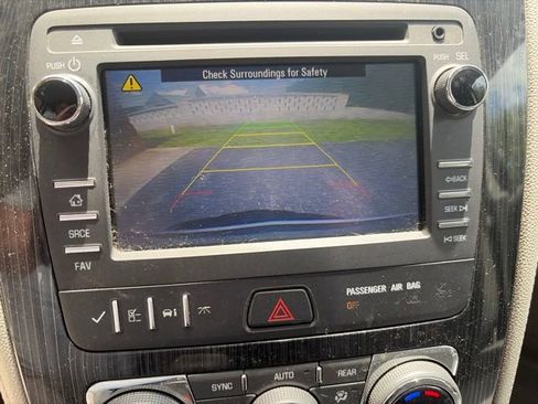 Used 2017 Chevrolet Traverse LT AWD/4WD image 13