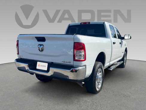 Used 2022 RAM 2500 Tradesman w/ Chrome Appearance Group image 22