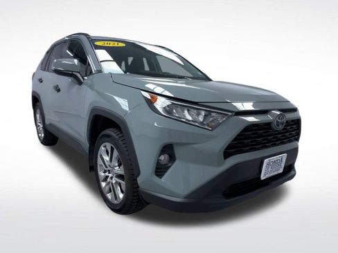 Used 2021 Toyota RAV4 XLE Premium AWD/4WD image 2