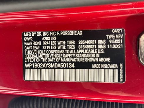 Certified 2021 Porsche Cayenne GTS AWD/4WD image 32
