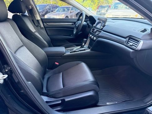 Used 2019 Honda Accord LX image 16