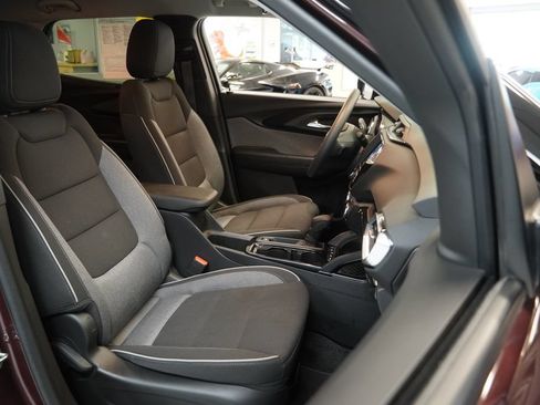 Used 2023 Chevrolet TrailBlazer LT w/ Convenience Package AWD/4WD image 33