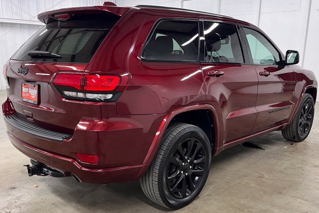 Used 2022 Jeep Grand Cherokee Laredo X AWD/4WD image 6