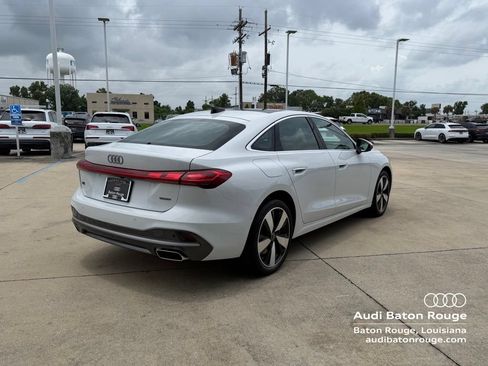 Used 2025 Audi A5 2.0T Prestige w/ 19" Wheel Package AWD/4WD image 5