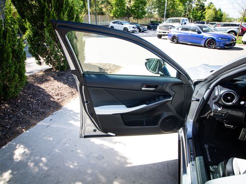 Used 2022 Lexus IS 350 F Sport image 14