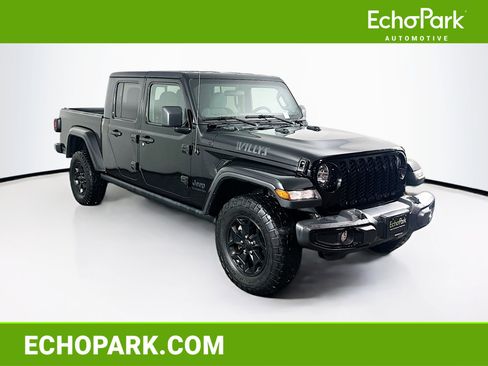 Used 2021 Jeep Gladiator Willys image 1