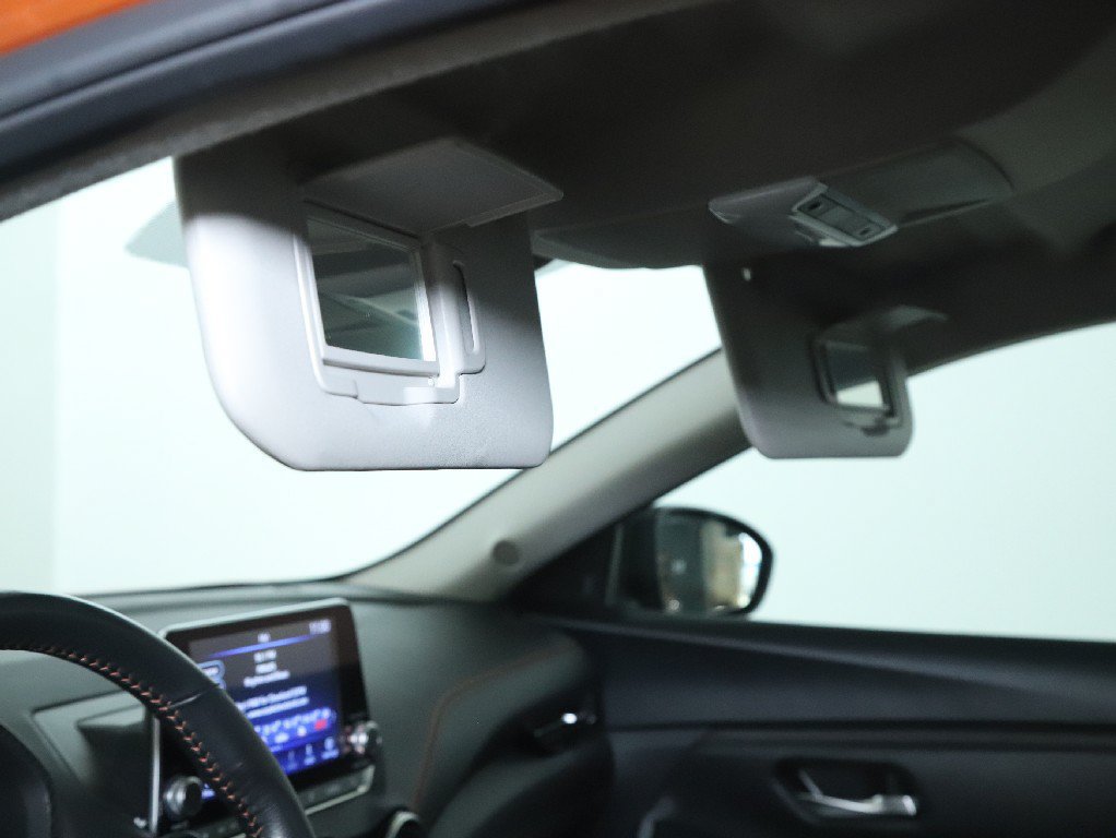 Used 2023 Nissan Sentra SR w/ Electronics Package FWD image 19