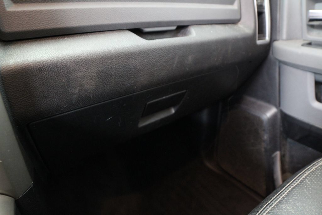 Used 2015 RAM 1500 Big Horn AWD/4WD image 46