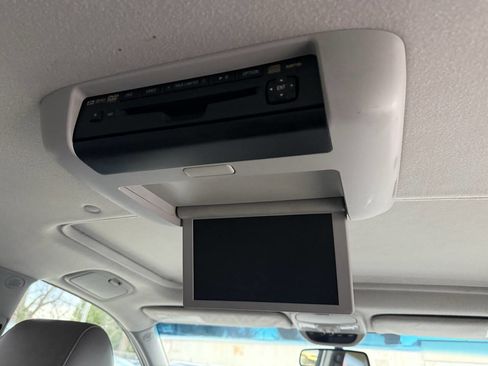 Used 2009 Toyota Sienna image 12