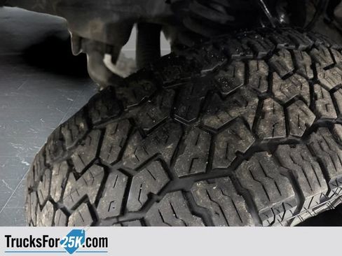 Used 2018 Ford F150 XLT w/ Equipment Group 302A Luxury image 9