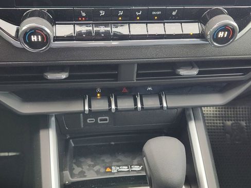 New 2026 Chevrolet Colorado Trail Boss AWD/4WD image 14