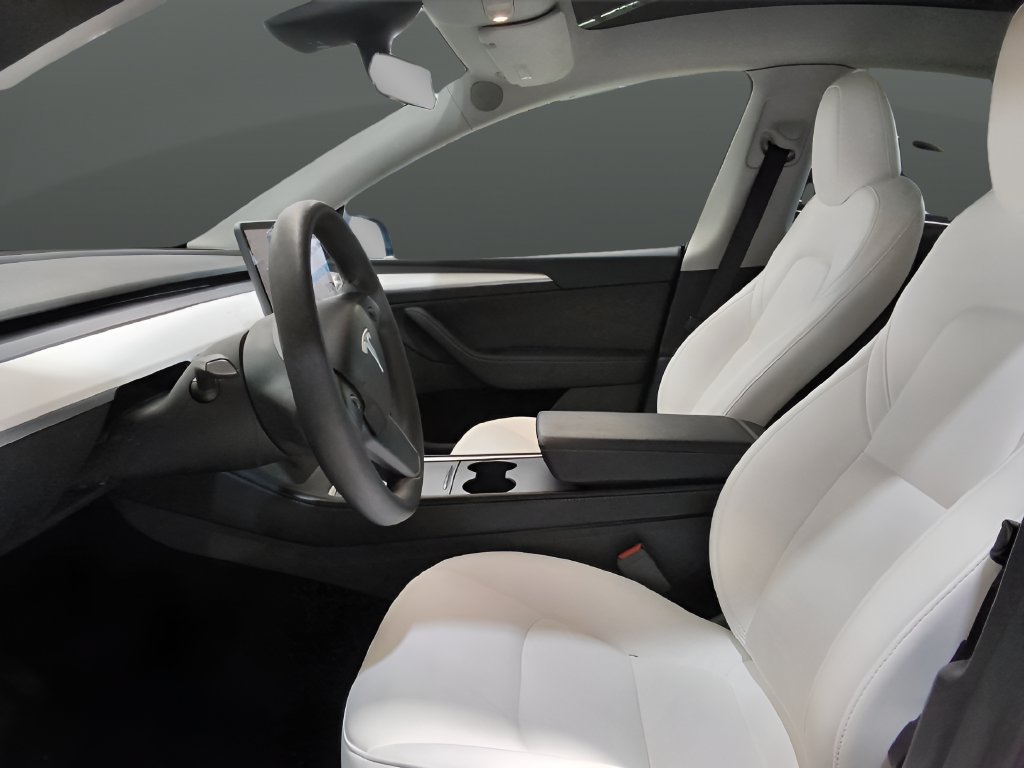 Used 2023 Tesla Model Y Long Range AWD/4WD image 9