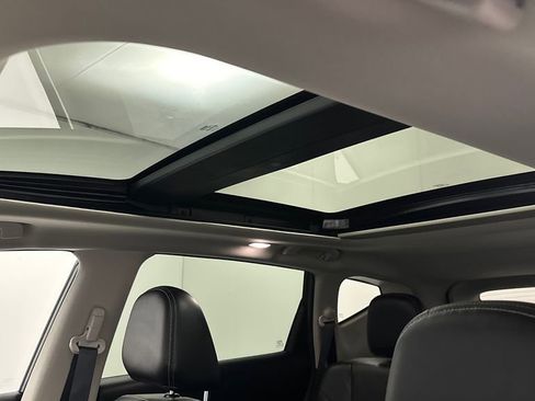 Used 2023 Nissan Murano Platinum w/ Cargo Package image 19