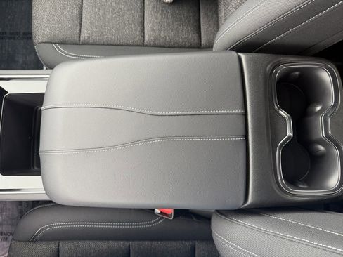 Used 2018 Chevrolet Traverse LT AWD/4WD image 29