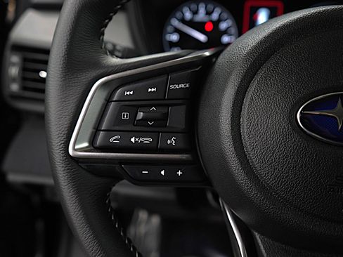 Used 2025 Subaru Outback Premium image 23