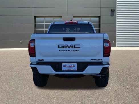 New 2026 GMC Canyon AT4X w/ LPO, Black Badging Package AWD/4WD image 7