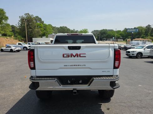 Used 2022 GMC Sierra 1500 SLE RWD image 4