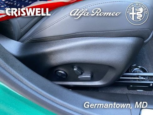 New 2025 Alfa Romeo Tonale w/ Premium Package image 37