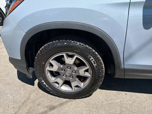 Used 2023 Honda Passport TrailSport image 15