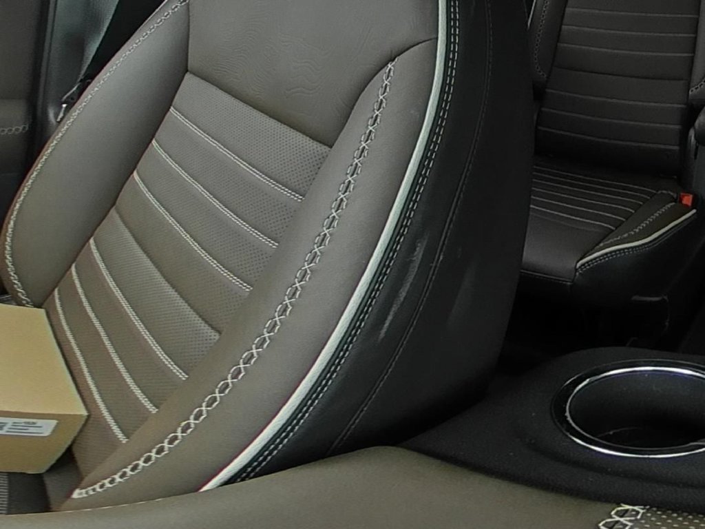 Used 2026 GMC Yukon Denali Ultimate w/ LPO, Floor Liner Package AWD/4WD image 12