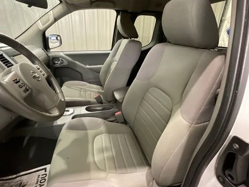 Used 2021 Nissan Frontier S RWD image 10