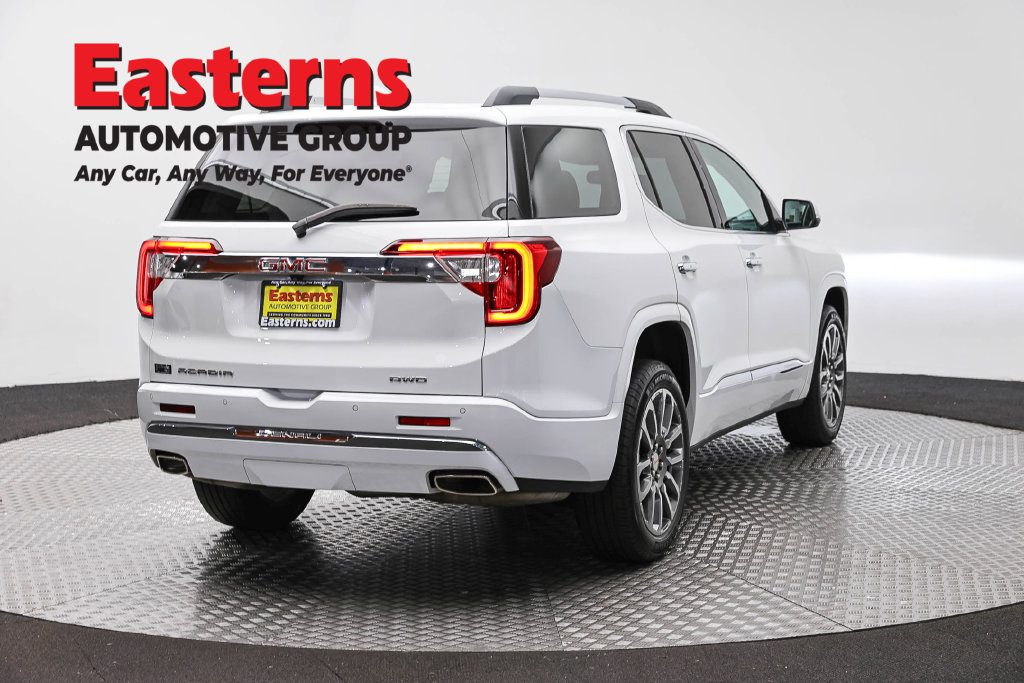 Used 2023 GMC Acadia Denali AWD/4WD image 6