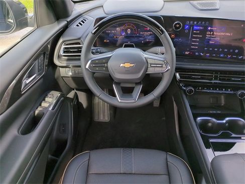 New 2026 Chevrolet Traverse High Country image 16