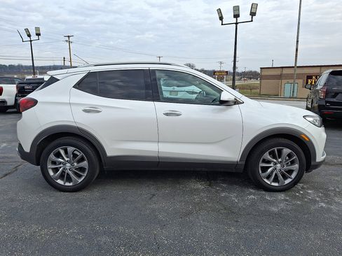 Certified 2023 Buick Encore GX Essence w/ Experience Buick Package image 8