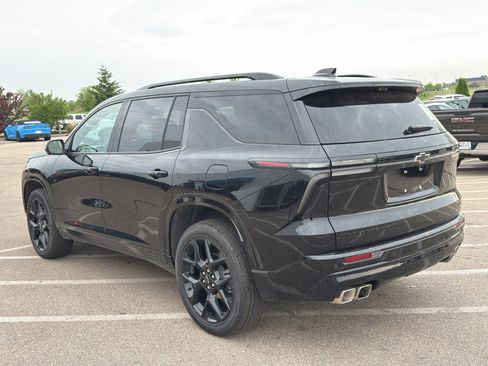 Used 2026 Chevrolet Traverse RS AWD/4WD image 3