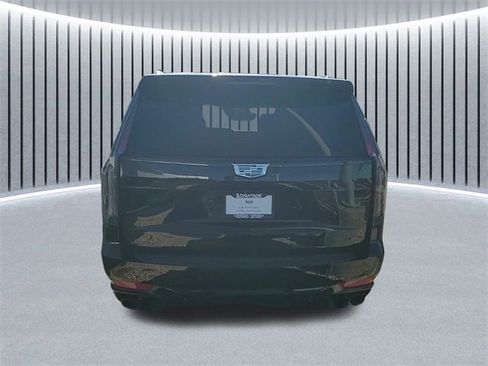 Used 2024 Cadillac Escalade V w/ LPO, ONYX Package image 6