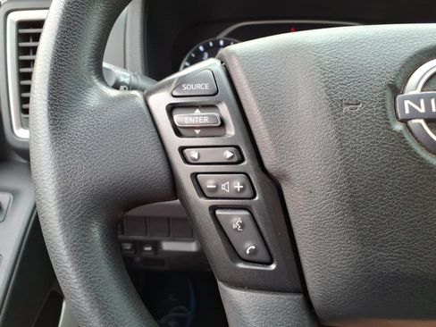 Used 2023 Nissan Frontier 4x4 King Cab image 25