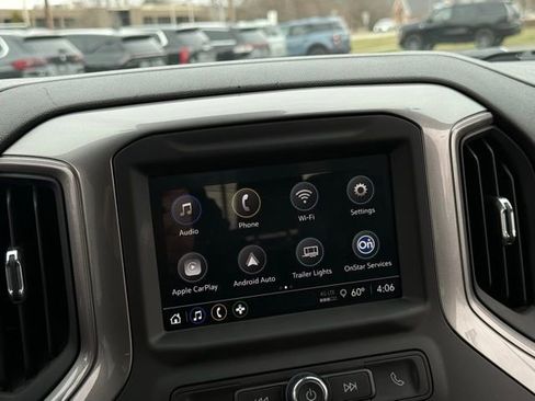 Used 2025 Chevrolet Silverado 2500 W/T AWD/4WD image 23