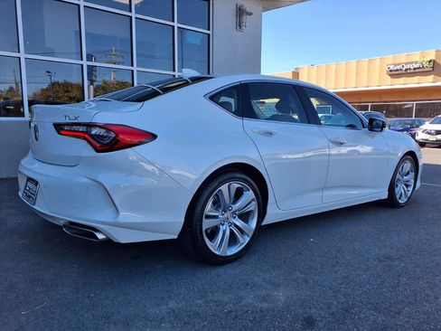 Certified 2022 Acura TLX w/ Technology Package image 2