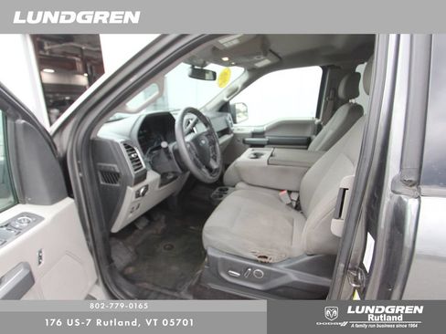 Used 2016 Ford F150 XLT w/ Equipment Group 302A Luxury AWD/4WD image 2