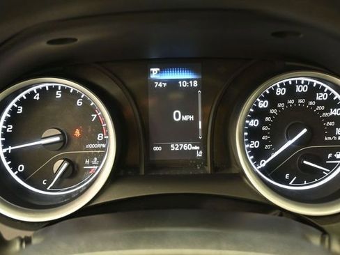 Used 2024 Toyota Camry LE FWD image 3