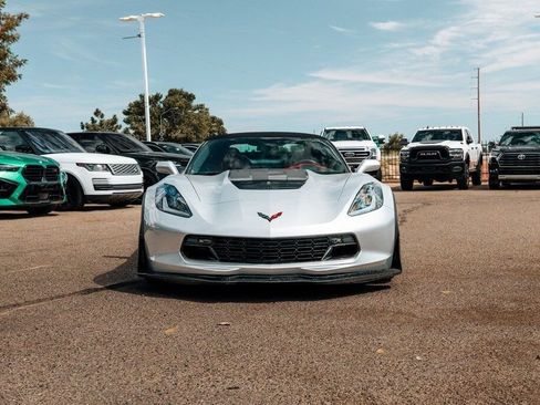 Used 2016 Chevrolet Corvette Z06 w/ 3LZ Preferred Equipment Group RWD image 2