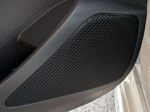 Certified 2022 Toyota Corolla SE image 10