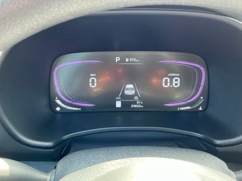 Used 2025 Kia Soul LX w/ LX Technology Package FWD image 29