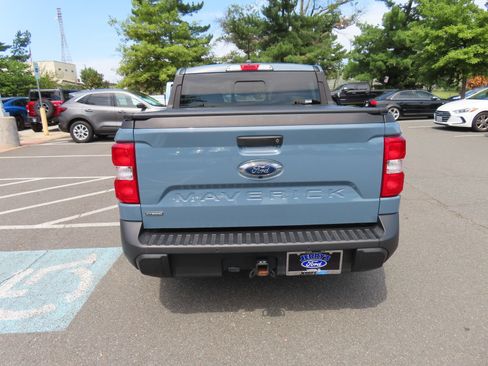 Used 2024 Ford Maverick Lariat FWD image 6